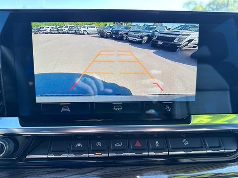 Used 2024 Chevrolet Silverado 1500 RST w/ Convenience Package II AWD/4WD image 34