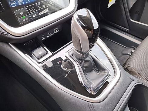Used 2025 Subaru Legacy Premium image 31
