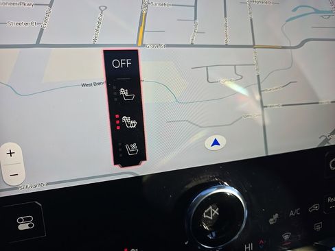 Used 2025 GMC Yukon Denali image 28