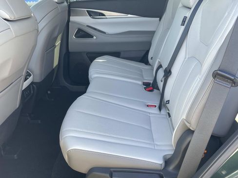 Certified 2026 INFINITI QX60 Luxe w/ Cargo Package image 11