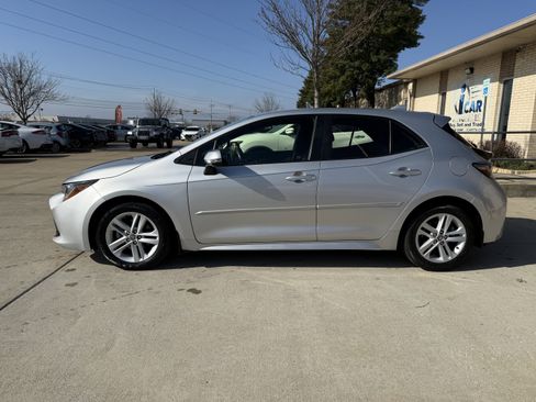 Used 2019 Toyota Corolla SE image 4