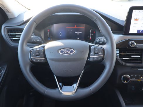 Used 2023 Ford Escape Active image 14