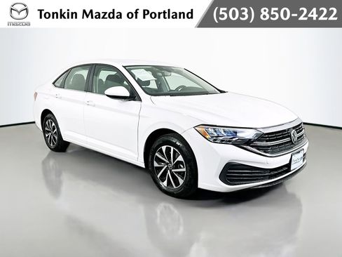 Used 2024 Volkswagen Jetta S image 1