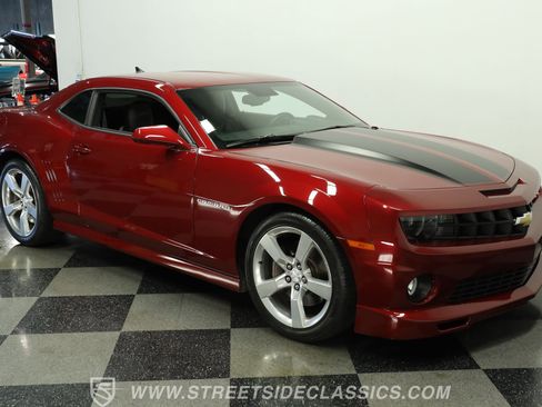 Used 2010 Chevrolet Camaro SS w/ RS Package image 13