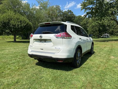 Used 2016 Nissan Rogue SL AWD/4WD image 14