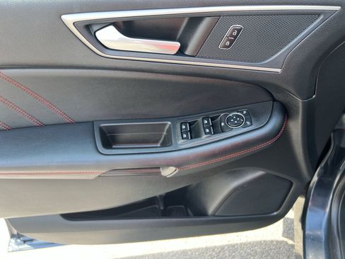 Used 2024 Ford Edge ST-Line AWD/4WD image 15