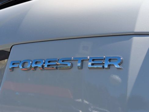 Used 2018 Subaru Forester 2.5i Limited AWD/4WD image 33
