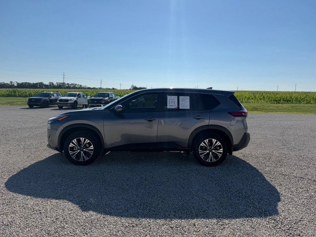 Used 2023 Nissan Rogue SV AWD/4WD image 6