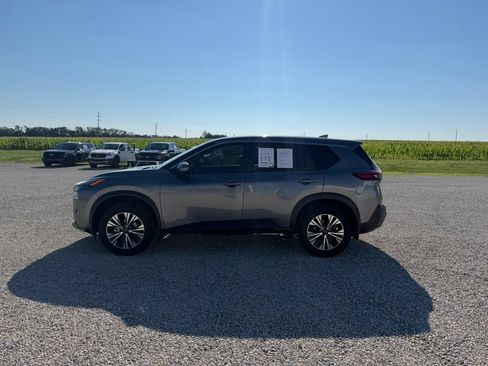 Used 2023 Nissan Rogue SV AWD/4WD image 6