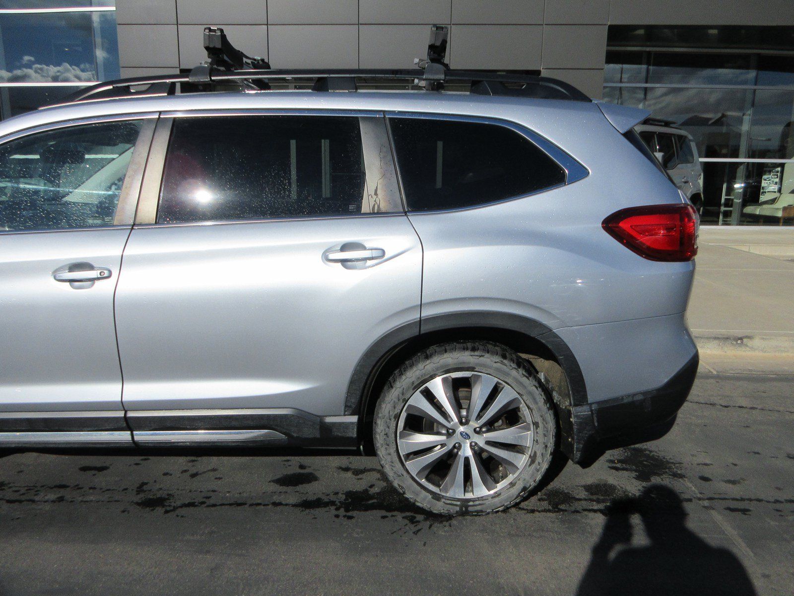 Used 2022 Subaru Ascent Limited w/ Technology Package AWD/4WD image 4