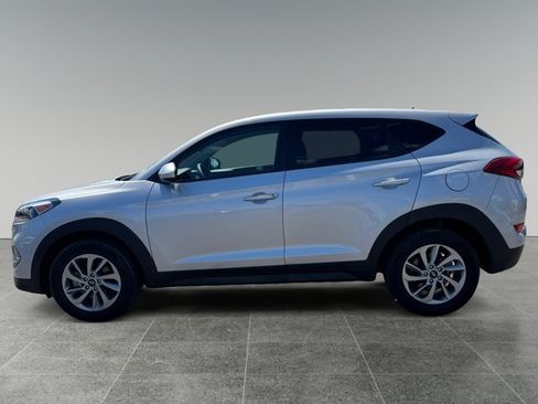 Used 2018 Hyundai Tucson SE AWD/4WD image 3