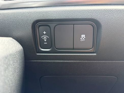 Certified 2025 Kia Sorento S FWD image 24