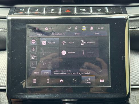 Used 2024 Jeep Grand Cherokee L Altitude AWD/4WD image 25