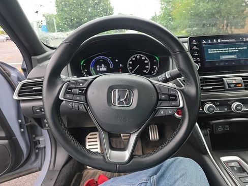 Used 2022 Honda Accord Sport image 13