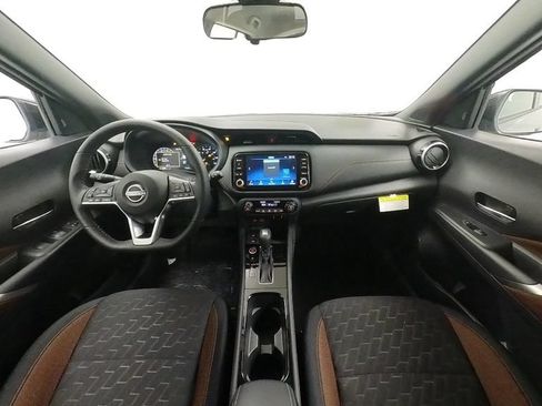 Used 2024 Nissan Kicks SR FWD image 20