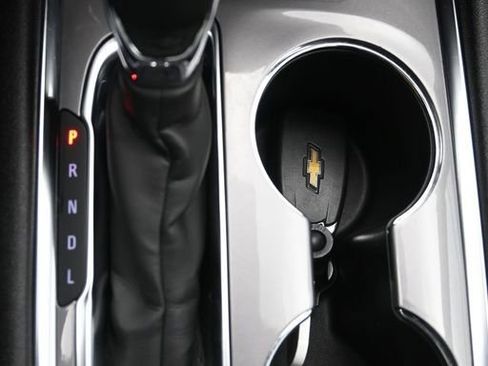 Used 2023 Chevrolet Malibu LT FWD image 16