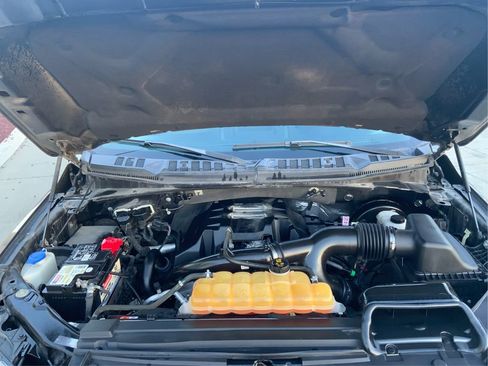 Used 2017 Ford F150 XLT w/ Equipment Group 302A Luxury image 24