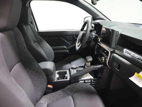 New 2026 Toyota Tacoma SR5 AWD/4WD image 15