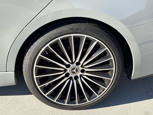 Used 2025 Mercedes-Benz C 300 Sedan image 8