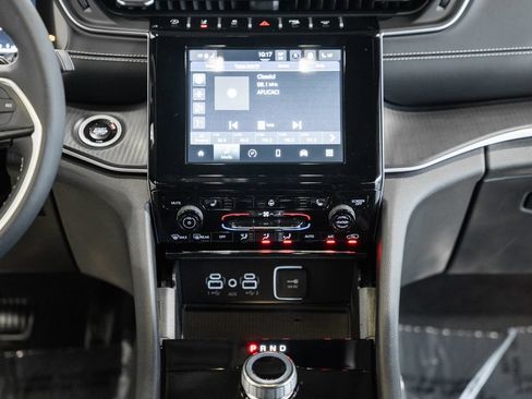 Certified 2024 Jeep Grand Cherokee Laredo w/ Luxury Tech Group I AWD/4WD image 20