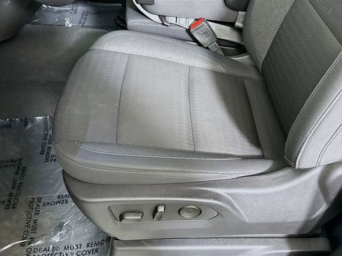 Used 2025 Chevrolet Silverado 1500 LT image 19