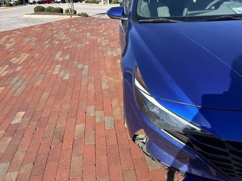 Used 2021 Hyundai Elantra SEL FWD image 20