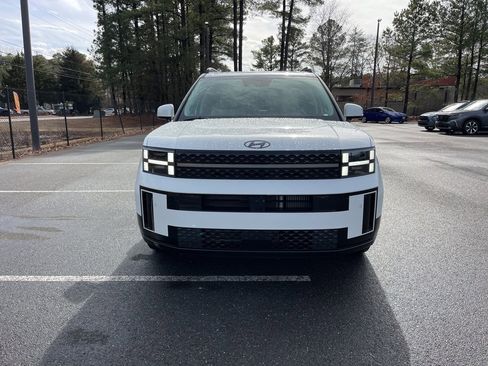 Used 2025 Hyundai Santa Fe Calligraphy image 3