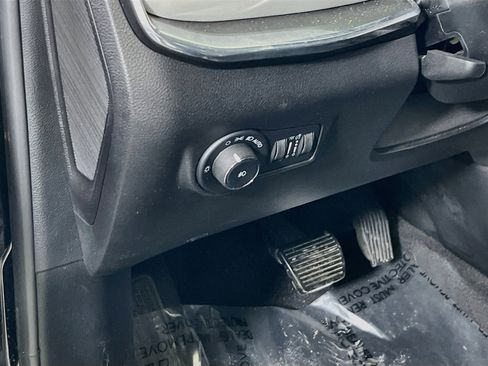 Used 2022 Jeep Compass Limited w/ Sun and Sound Group AWD/4WD image 10