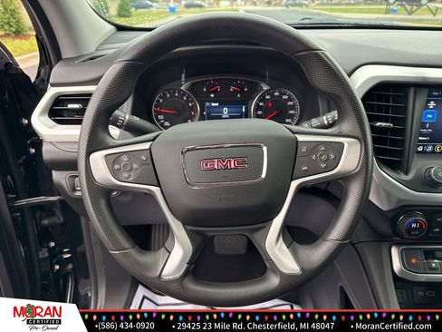 Used 2023 GMC Acadia SLE w/ Driver Convenience Package image 14