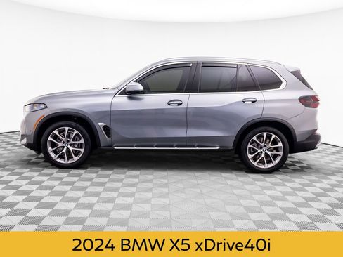 Used 2024 BMW X5 xDrive40i w/ Premium Package AWD/4WD image 2