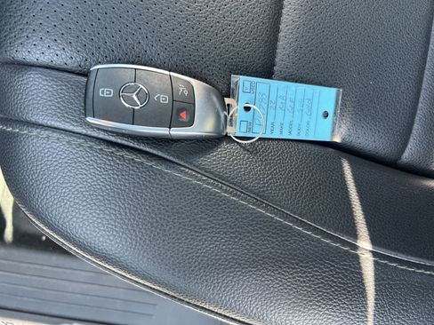 Certified 2022 Mercedes-Benz GLE 350 4MATIC image 25