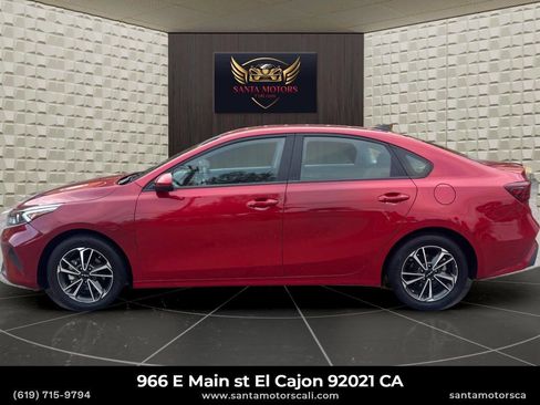 Used 2023 Kia Forte LXS FWD image 7