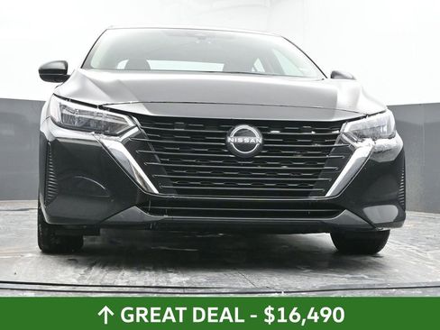 Used 2024 Nissan Sentra SV image 48