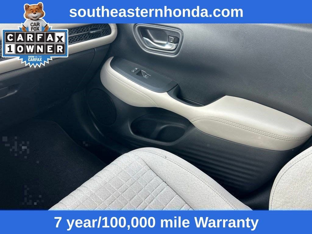 Certified 2025 Honda HR-V LX image 14