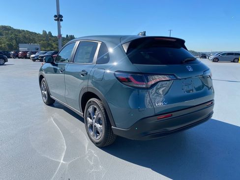 New 2026 Honda HR-V LX image 9