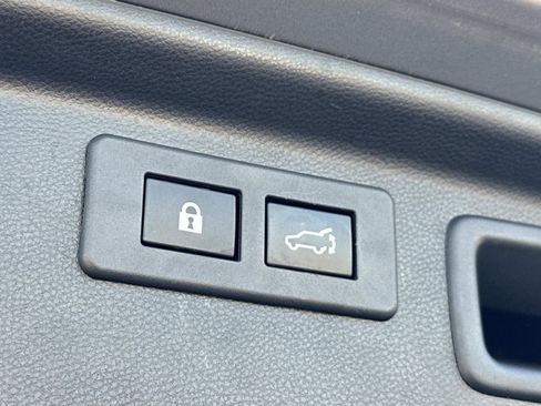 Used 2020 Subaru Forester Touring w/ Popular Package #2 image 16