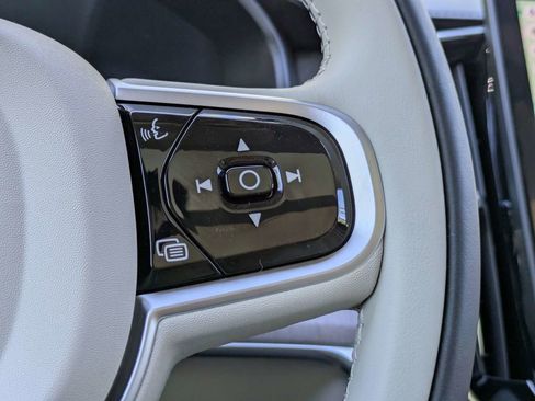 New 2026 Volvo XC90 T8 Ultra w/ Protection Package Premier AWD/4WD image 28
