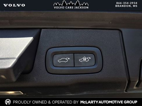 Used 2024 Volvo XC60 B5 Plus AWD/4WD image 26