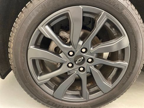 Used 2023 Chevrolet Equinox RS w/ LPO, Floor Liner Package AWD/4WD image 27