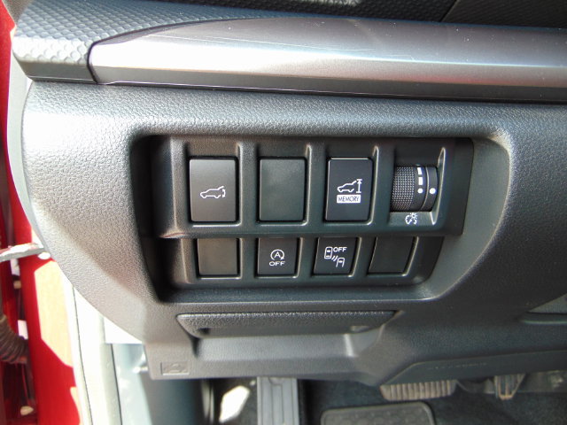 Used 2020 Subaru Forester Premium AWD/4WD image 19