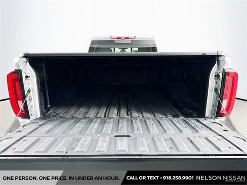 Used 2020 GMC Sierra 3500 Denali w/ Denali Ultimate Package image 28