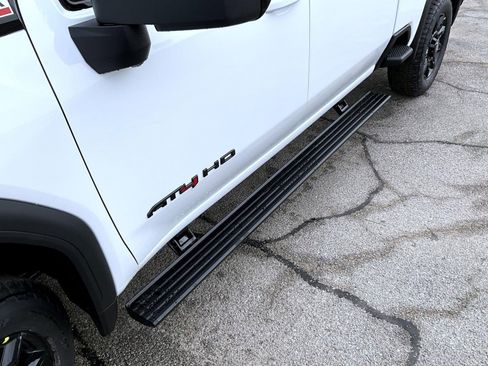 New 2026 GMC Sierra 2500 AT4 w/ AT4 Premium Plus Package image 21