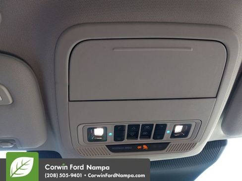 New 2025 Ford Explorer Active w/ Active Comfort Package image 22
