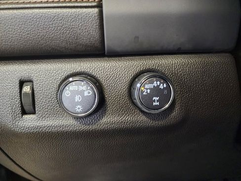 Certified 2022 GMC Canyon AT4 w/ Trailering Package image 22