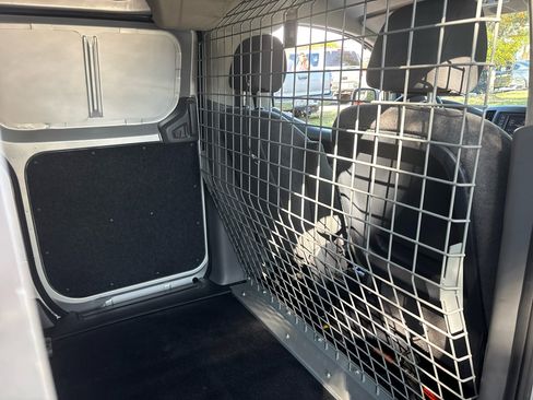 Used 2020 Nissan NV200 SV image 23