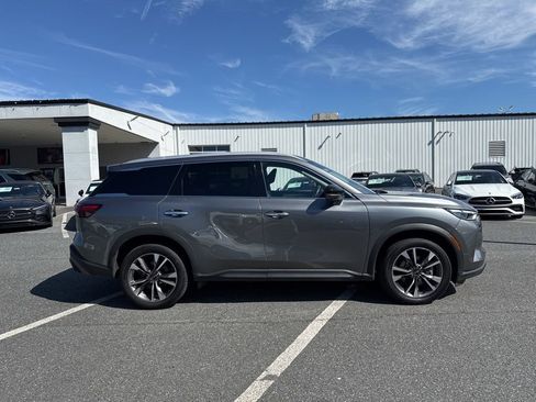 Used 2023 INFINITI QX60 Luxe w/ Cargo Package AWD/4WD image 4