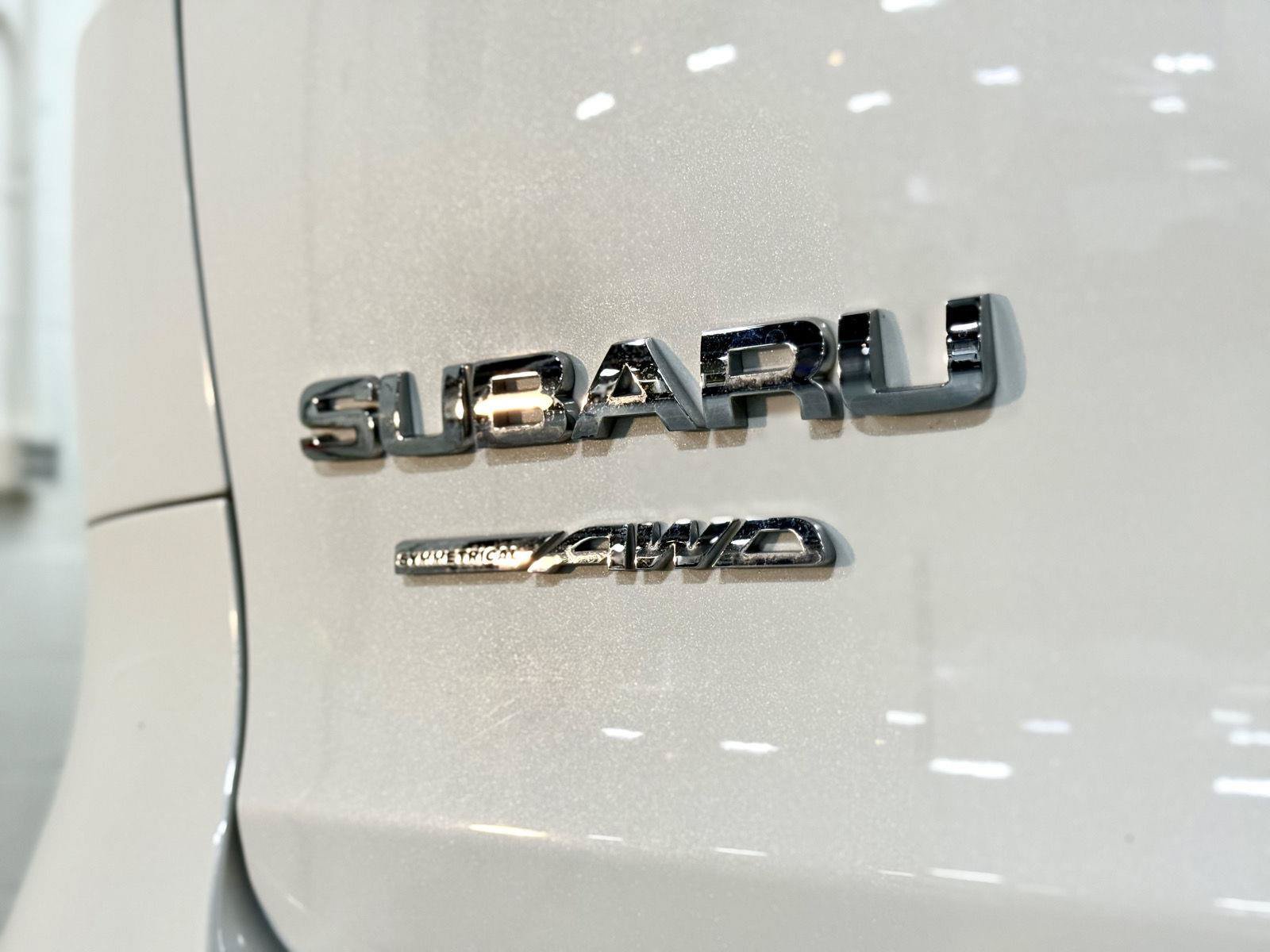 Used 2025 Subaru Ascent Premium AWD/4WD image 8