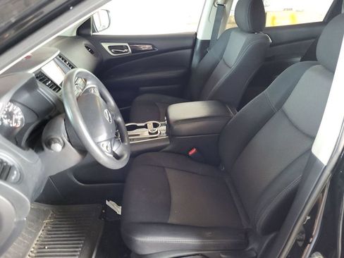 Used 2019 Nissan Pathfinder S AWD/4WD image 5