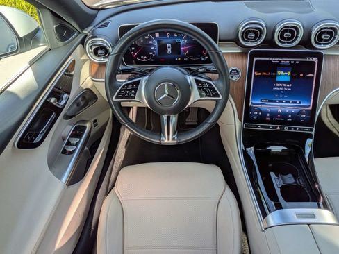 Used 2023 Mercedes-Benz C 300 Sedan image 15