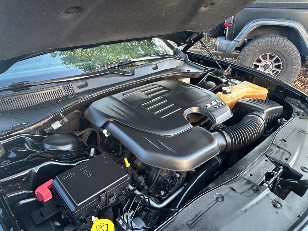 Used 2021 Dodge Charger SXT w/ Blacktop Package RWD image 27
